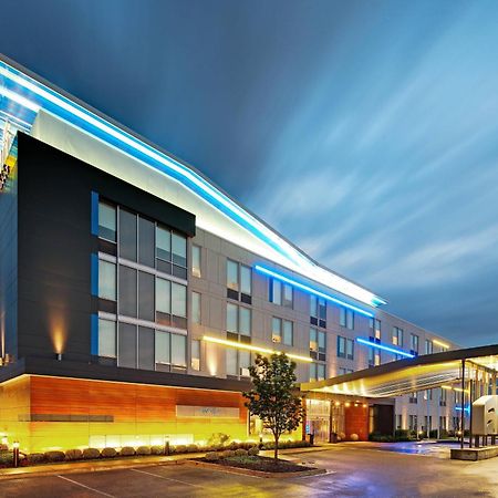 Aloft Bolingbrook Hotel Екстериор снимка