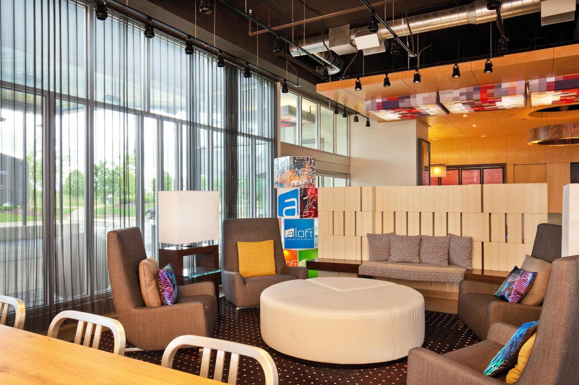 Aloft Bolingbrook Hotel Екстериор снимка