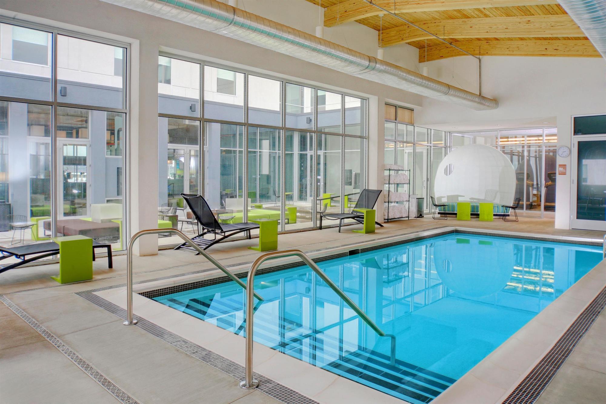 Aloft Bolingbrook Hotel Екстериор снимка