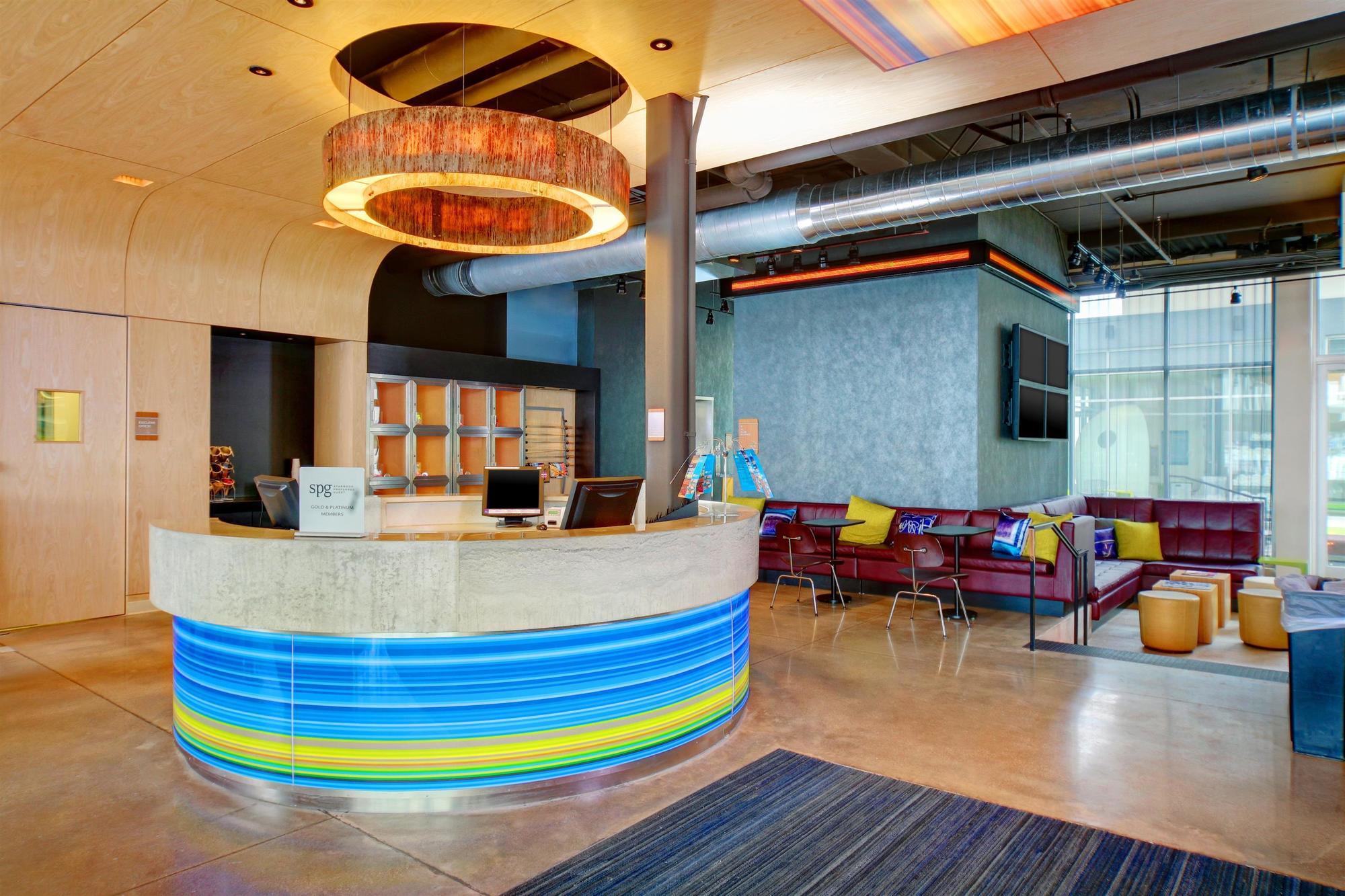 Aloft Bolingbrook Hotel Екстериор снимка
